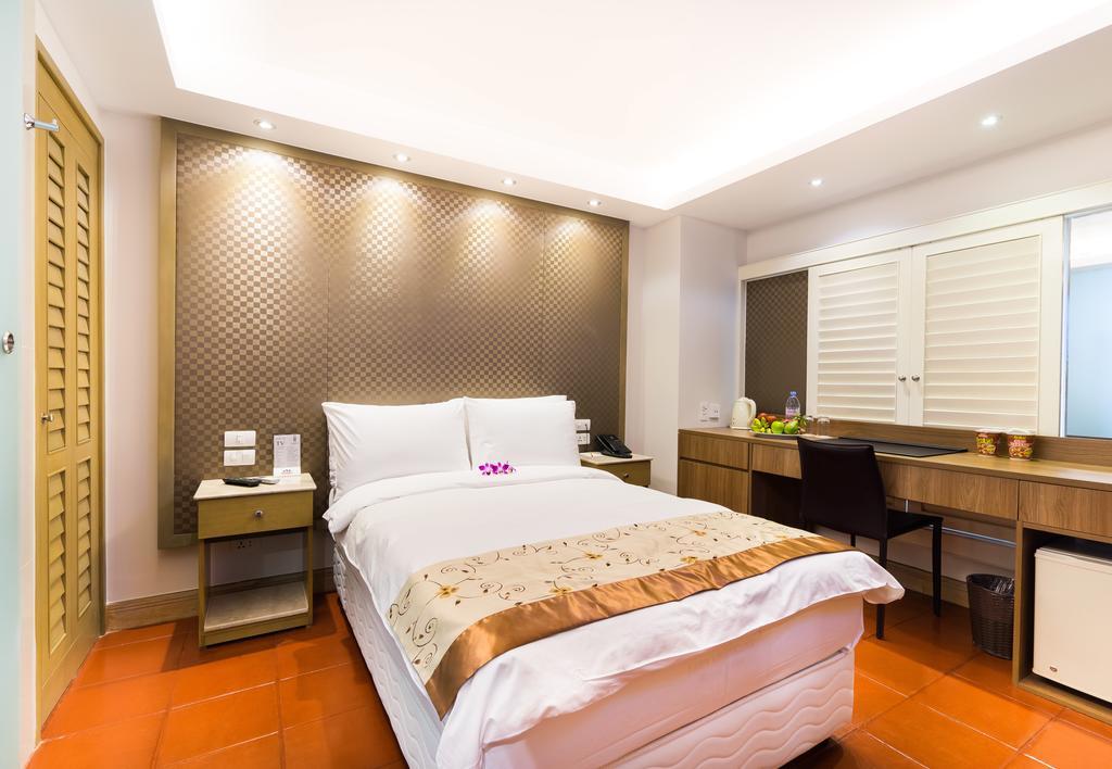 Empress Hotel Ho Chi Minh City Exterior photo